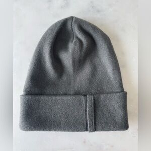 Brunello Cucinelli Light Green Gray Cashmere Knit hat